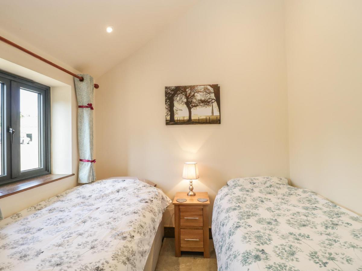 The Milking Barn Villa Yeovil Exterior photo