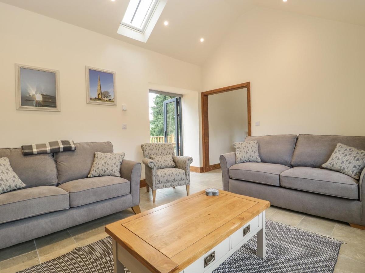 The Milking Barn Villa Yeovil Exterior photo